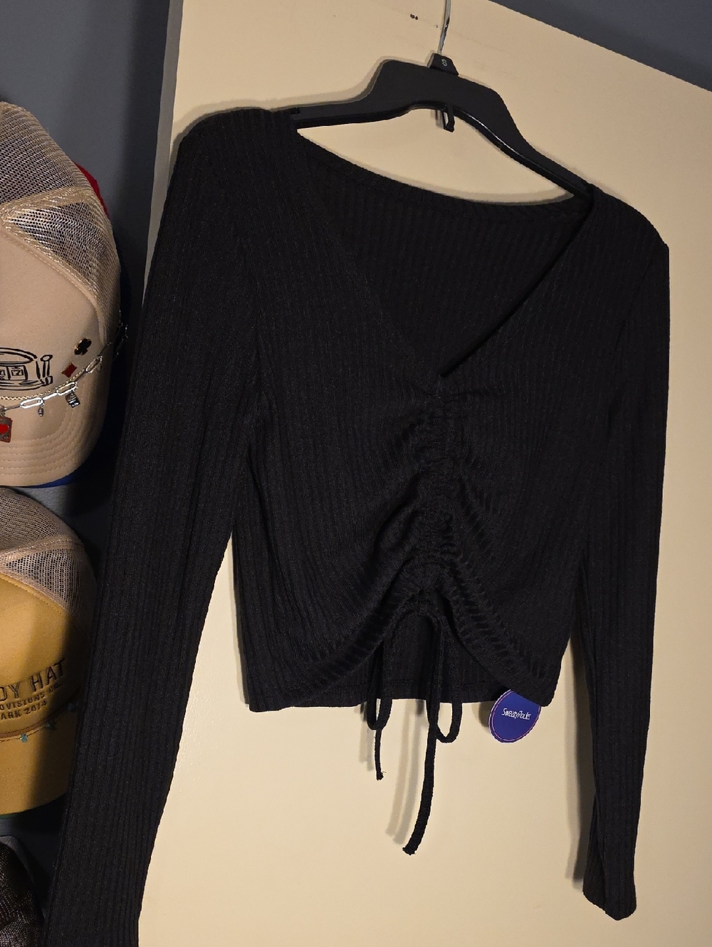 Sweaty Rocks Black Ruched Drawstring V‑Neck Crop Top - Picture 4 of 8